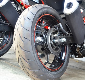 Harga ban ninja 250 battlax