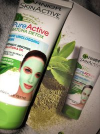 Masker Garnier Green Tea